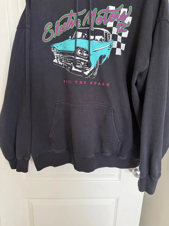 Brandy Melville | John Galt | Electric Motors | Hoodie - Picture 5 of 16